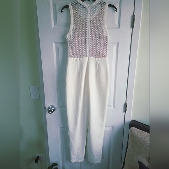 New!!! Adelyn Rae ✨ Elegant White Melody Lase Sleeveless Women's Jumpsuit Size S - Picture 7 of 16